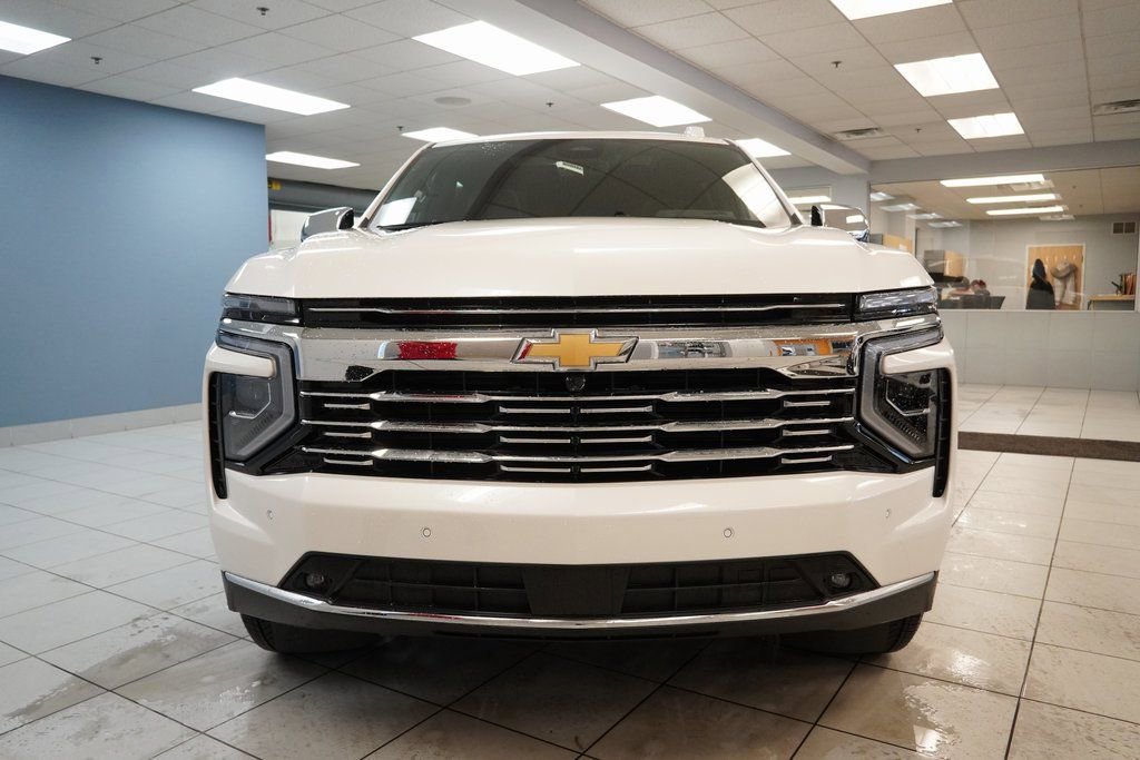 2025 Chevrolet Suburban Premier - Photo 18
