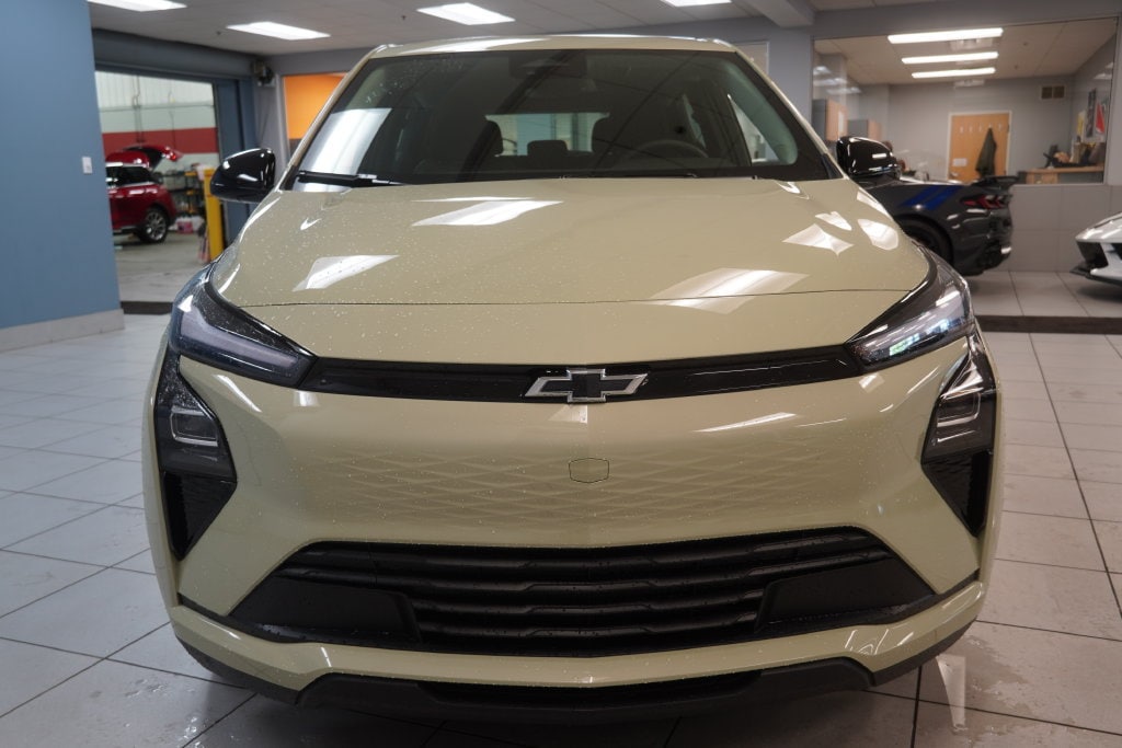 2027 Chevrolet Bolt LT - Photo 14