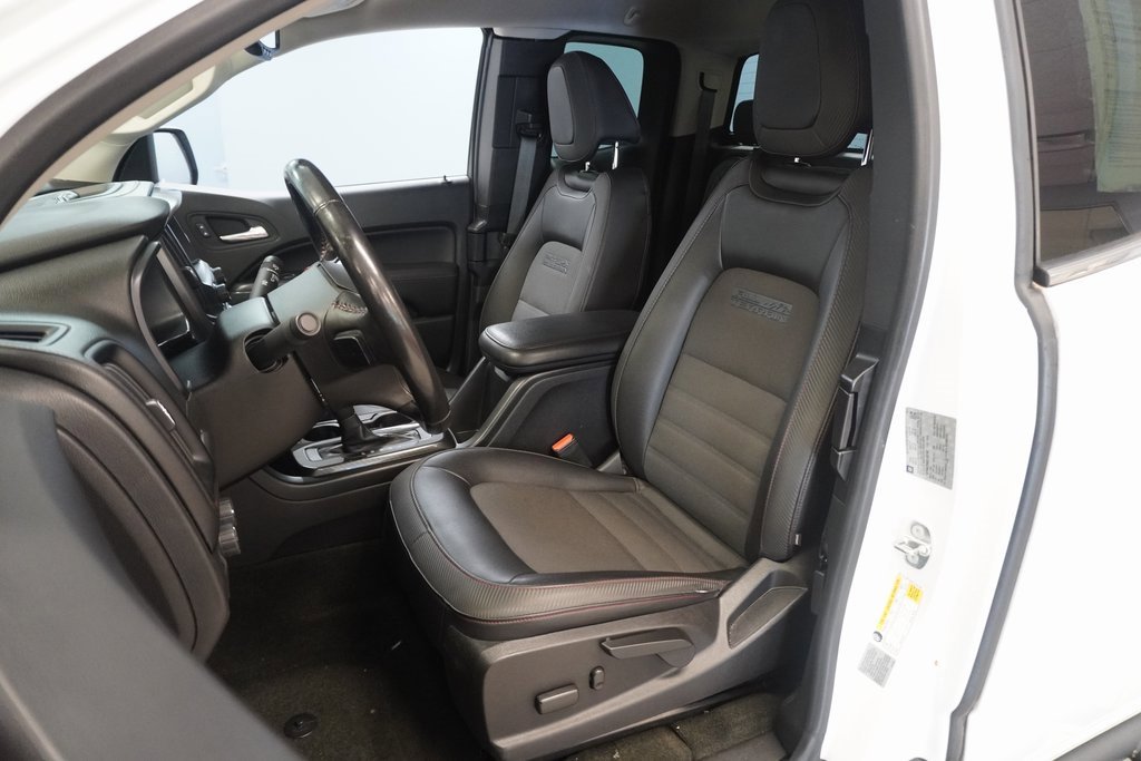 2017 Gmc Canyon SLE photo 2