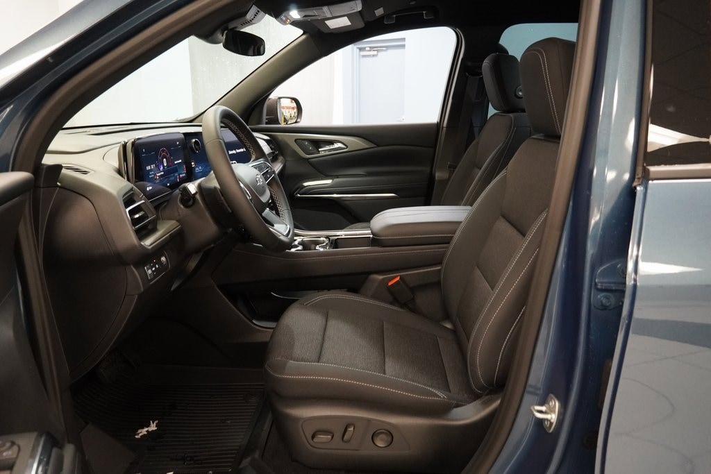 New 2026 Chevrolet Traverse LT SUV