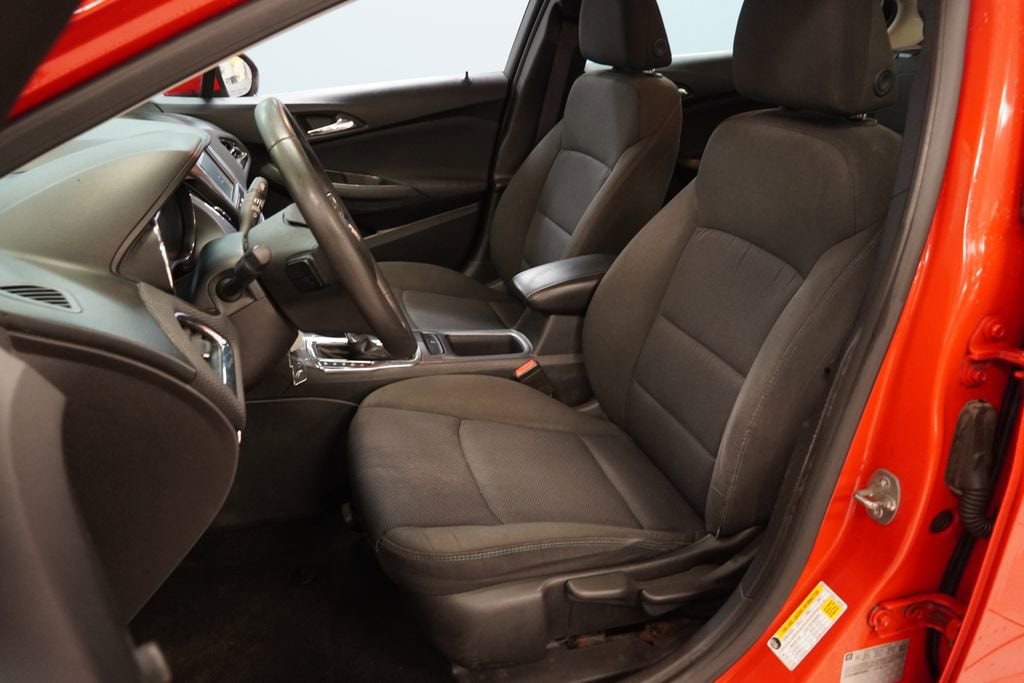 Used 2016 Chevrolet Cruze LT Sedan