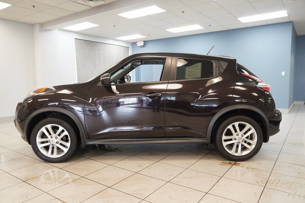 Used 2016 Nissan Juke SV SUV