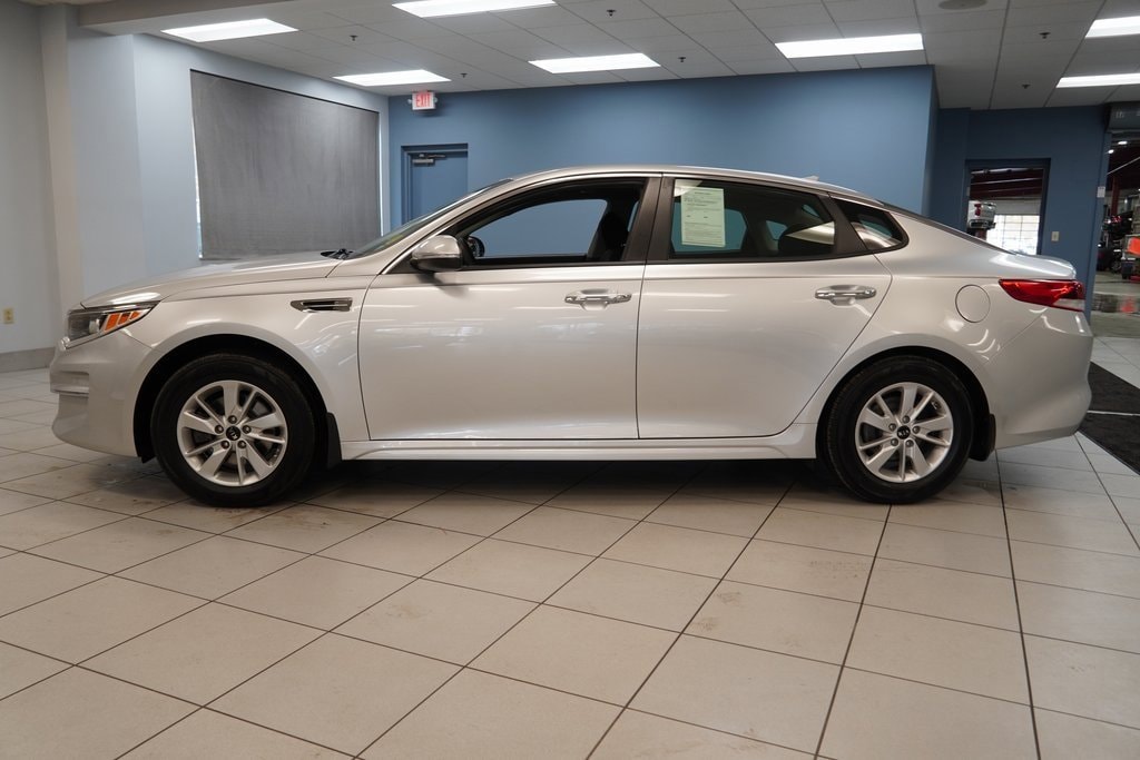 Used 2018 Kia Optima LX Sedan
