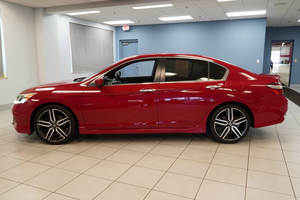 Used 2017 Honda Accord Sport SE with VIN 1HGCR2F15HA048647 for sale in Strongsville, OH