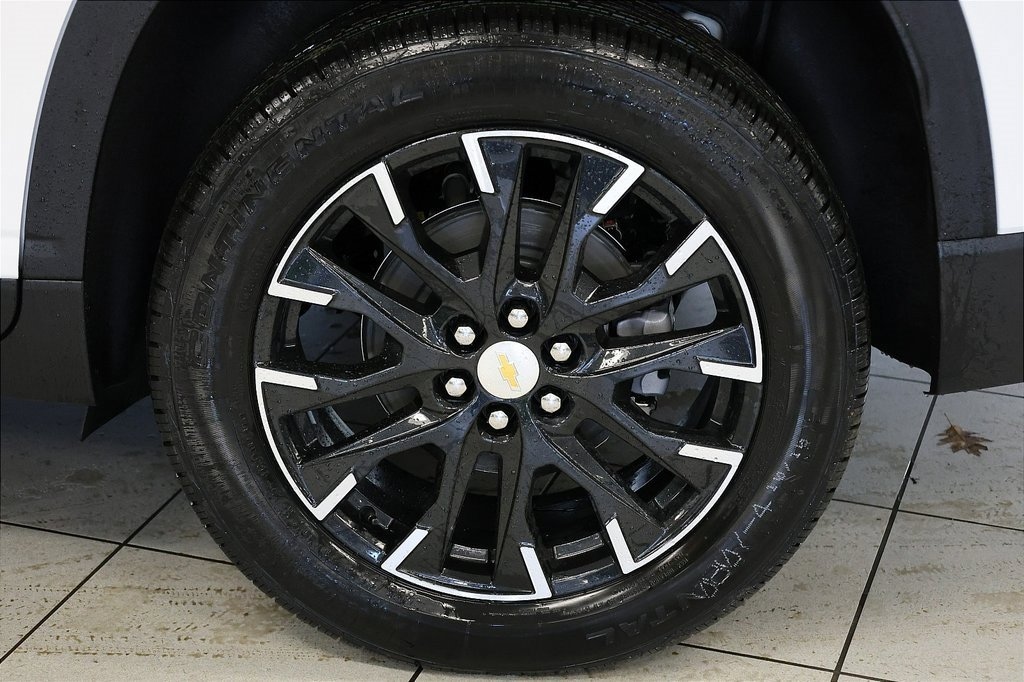 New 2026 Chevrolet Traverse LT SUV