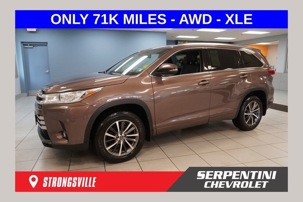 Used 2017 Toyota Highlander XLE SUV