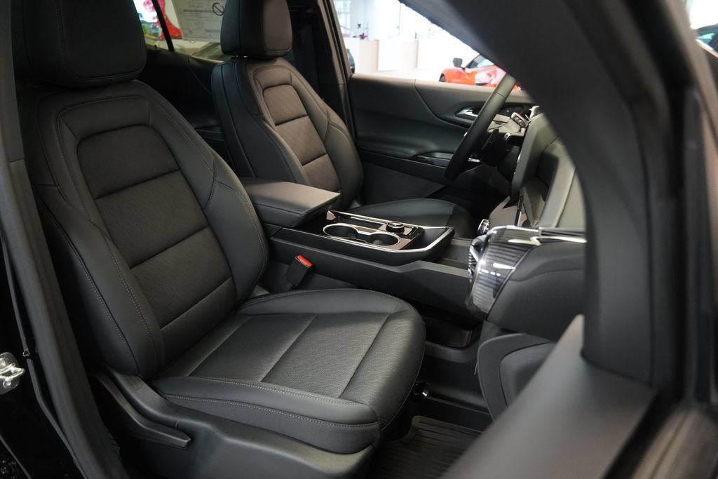 2027 Chevrolet Equinox LT - Photo 35