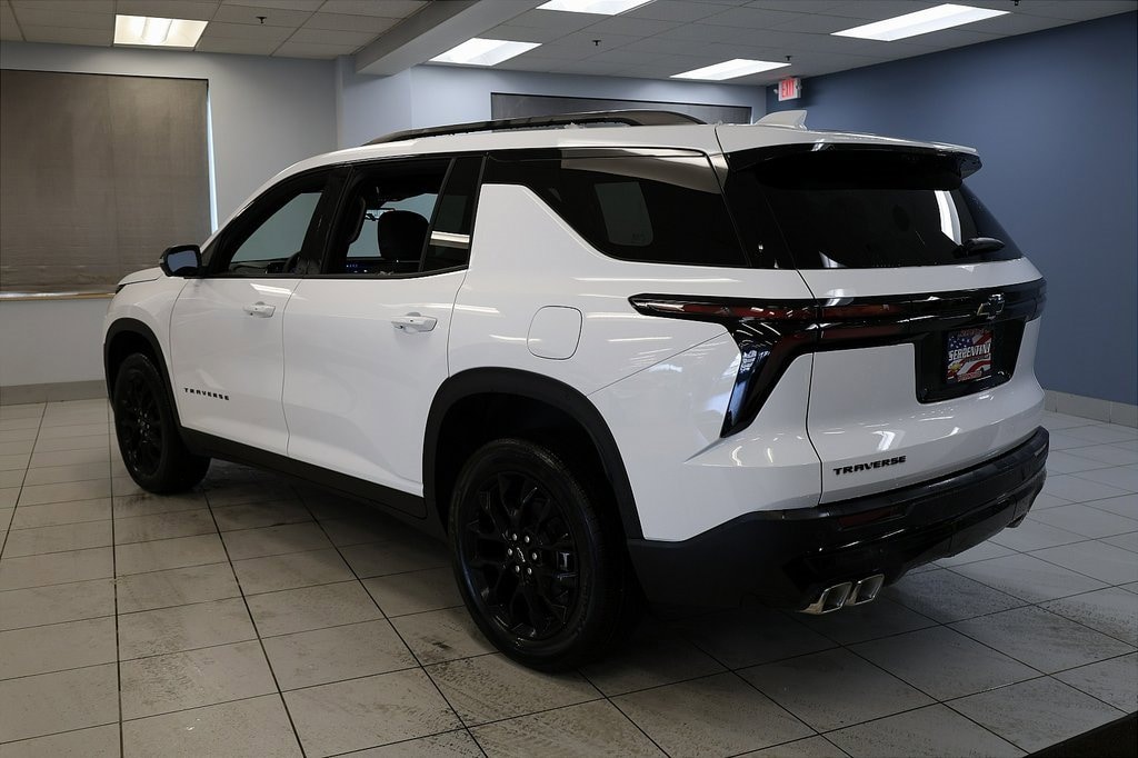 New 2026 Chevrolet Traverse LT SUV