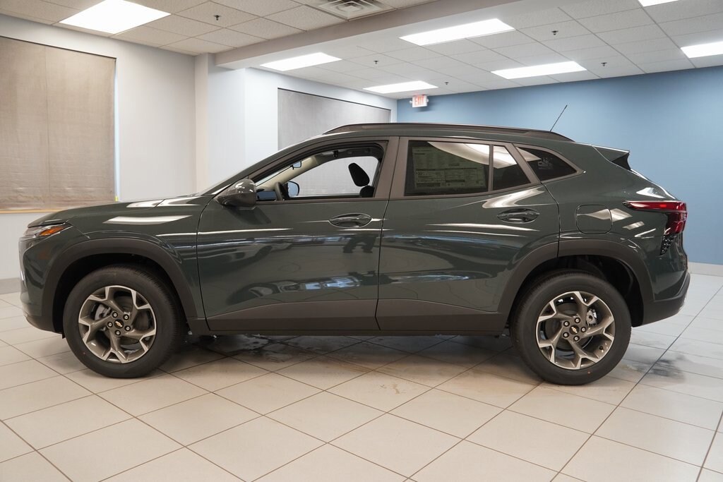 New 2026 Chevrolet Trax LT SUV