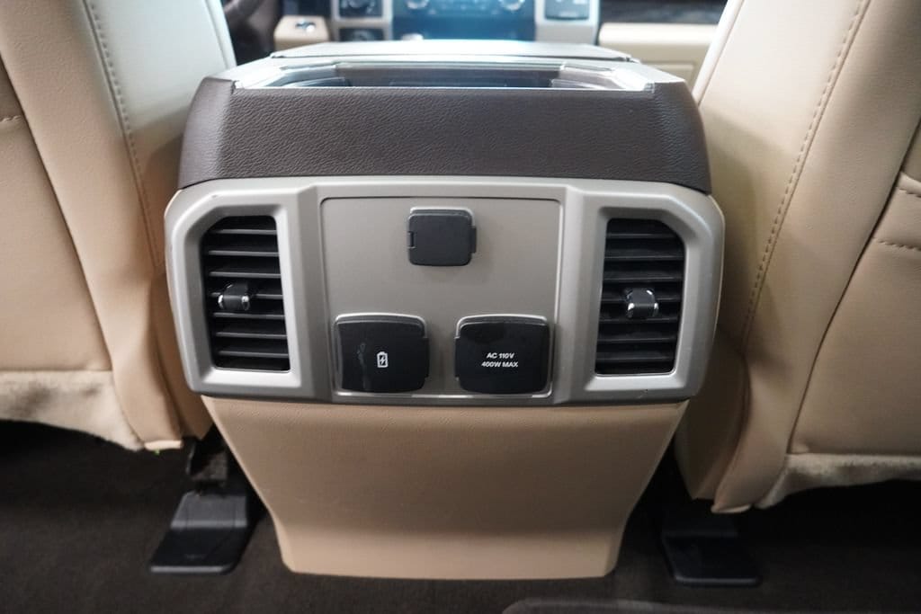 2019 Ford F-150 Lariat - Photo 29