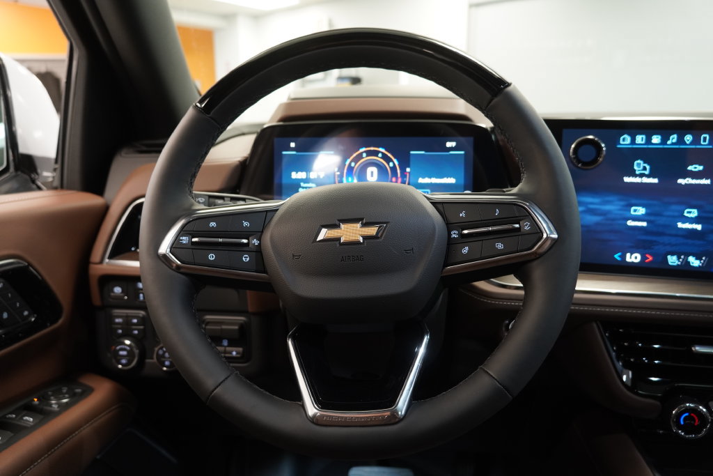 2027 Chevrolet Suburban High Country - Photo 21