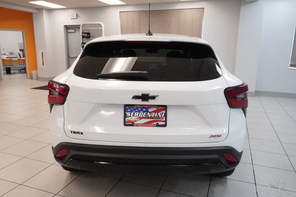 2026 Chevrolet Trax RS - Photo 8