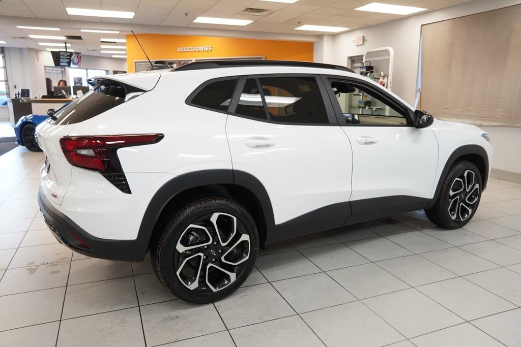 2026 Chevrolet Trax RS - Photo 11