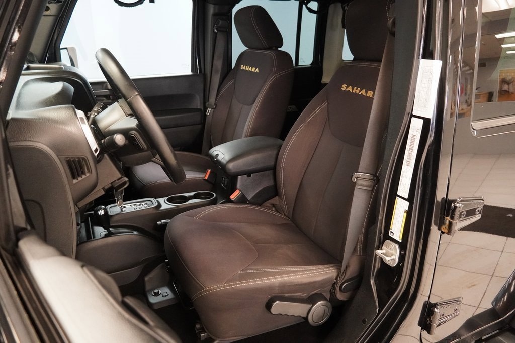 Used 2014 Jeep Wrangler Unlimited Sahara SUV