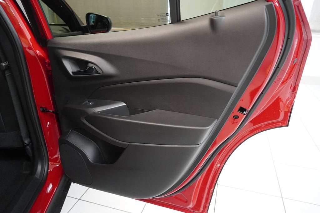 2026 Chevrolet Trax RS - Photo 27
