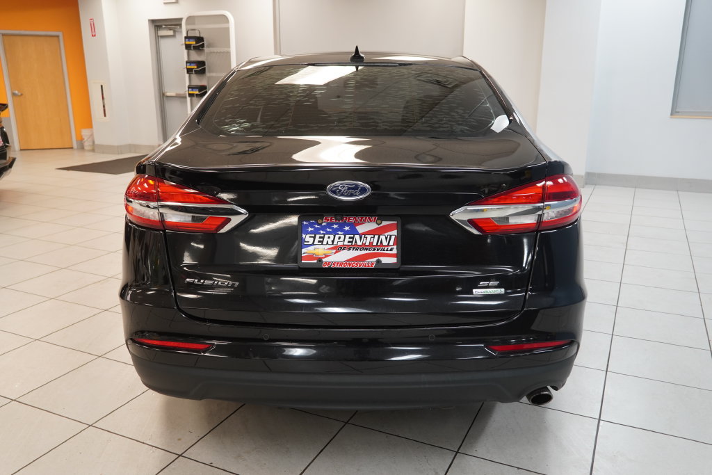 Used 2020 Ford Fusion SE with VIN 3FA6P0HD2LR123578 for sale in Strongsville, OH