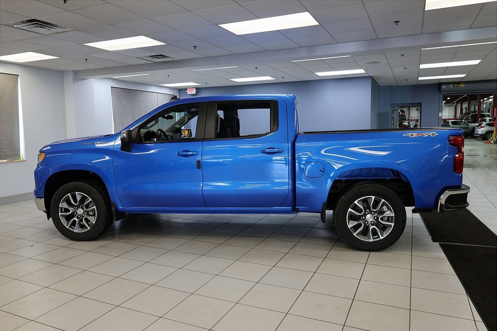 2026 Chevrolet Silverado 1500 LT photo 2