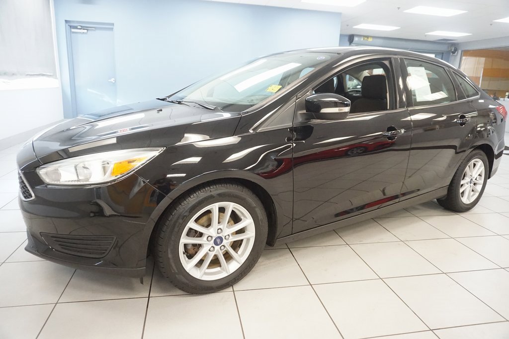 Used 2017 Ford Focus SE with VIN 1FADP3F28HL313076 for sale in Strongsville, OH