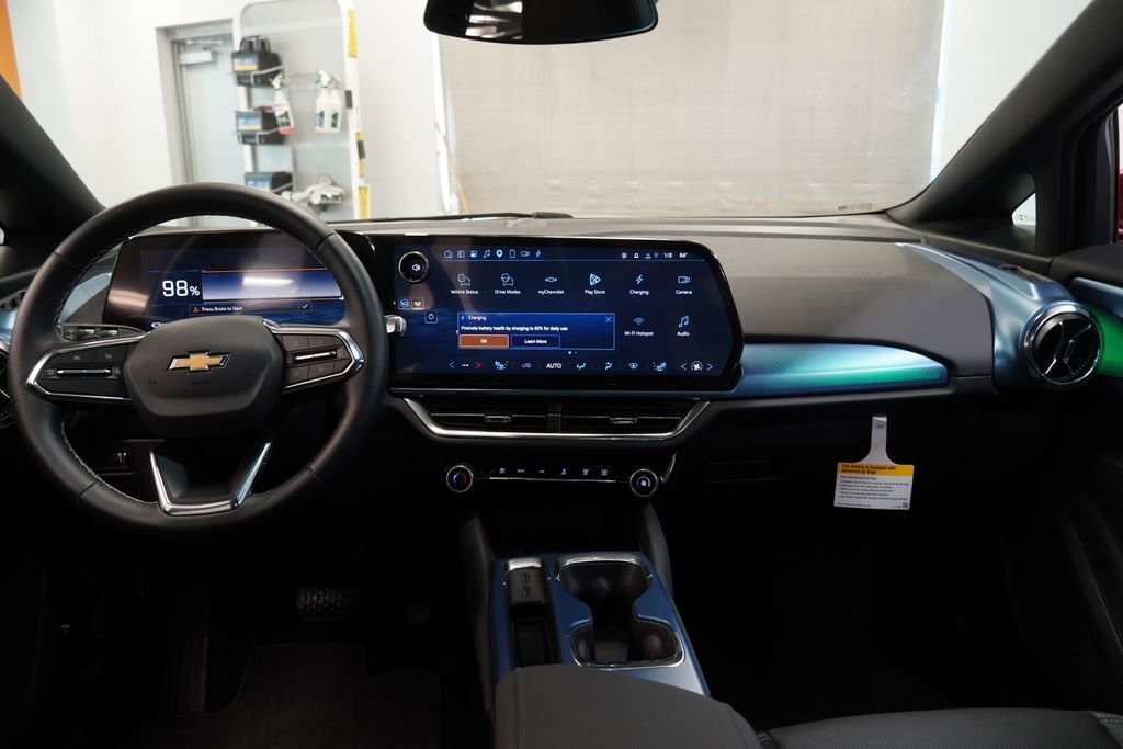 2026 Chevrolet Equinox EV 2LT - Photo 8
