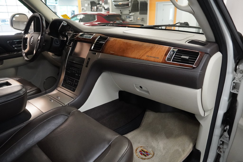 2014 Cadillac Escalade Platinum Edition - Photo 14