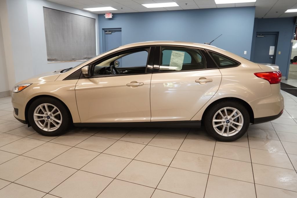 Used 2017 Ford Focus SE with VIN 1FADP3F28HL317936 for sale in Strongsville, OH
