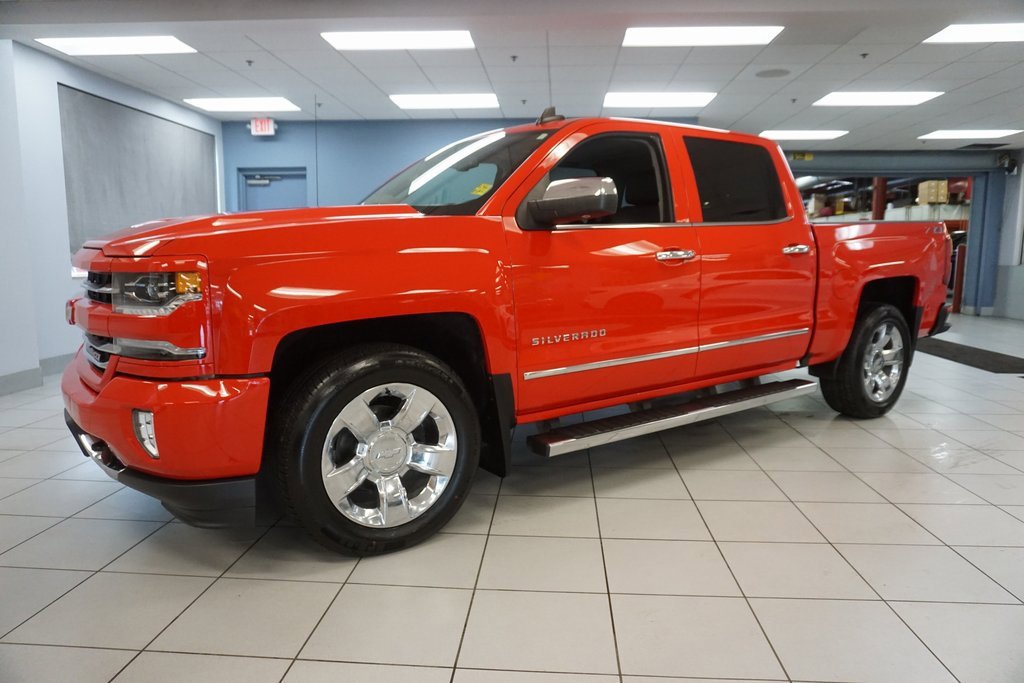 Used 2018 Chevrolet Silverado 1500 LTZ with VIN 3GCUKSEC0JG358643 for sale in Strongsville, OH