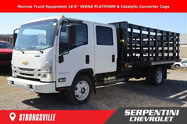2025 Chevrolet Low Cab Forward's photo