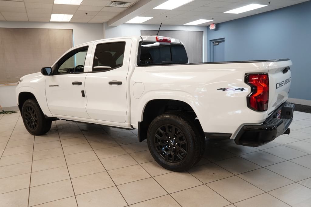 2026 Chevrolet Colorado Work Truck - Photo 6