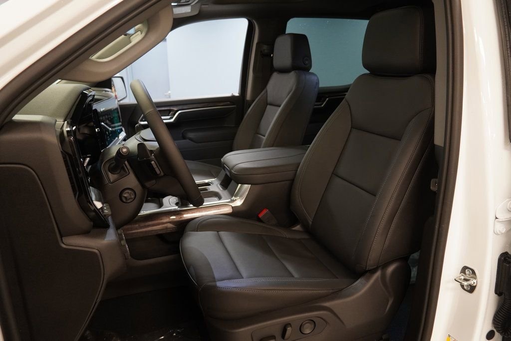 New 2026 Chevrolet Silverado 1500 LTZ Truck