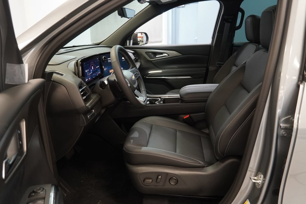 New 2027 Chevrolet Traverse LT SUV
