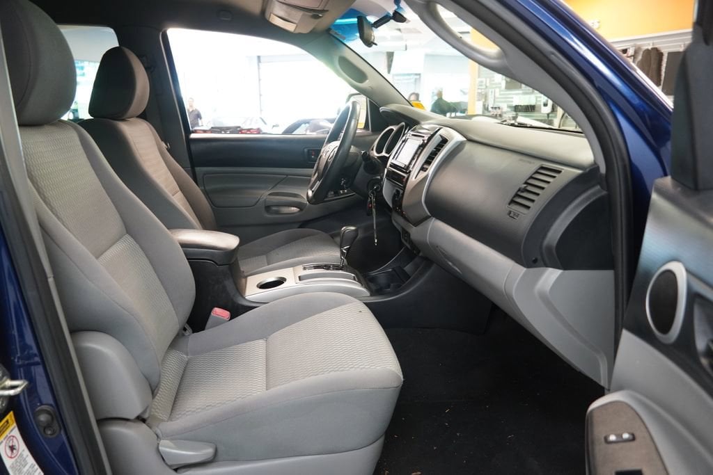 2015 Toyota Tacoma Base - Photo 32