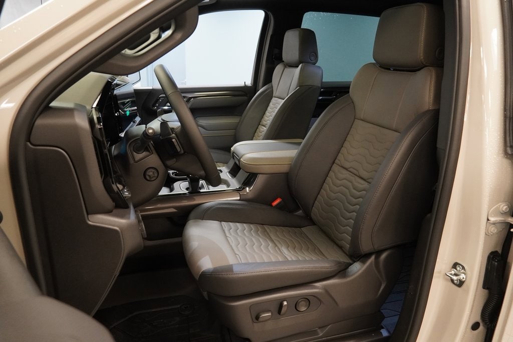 New 2026 Chevrolet Silverado 1500 ZR2 Truck