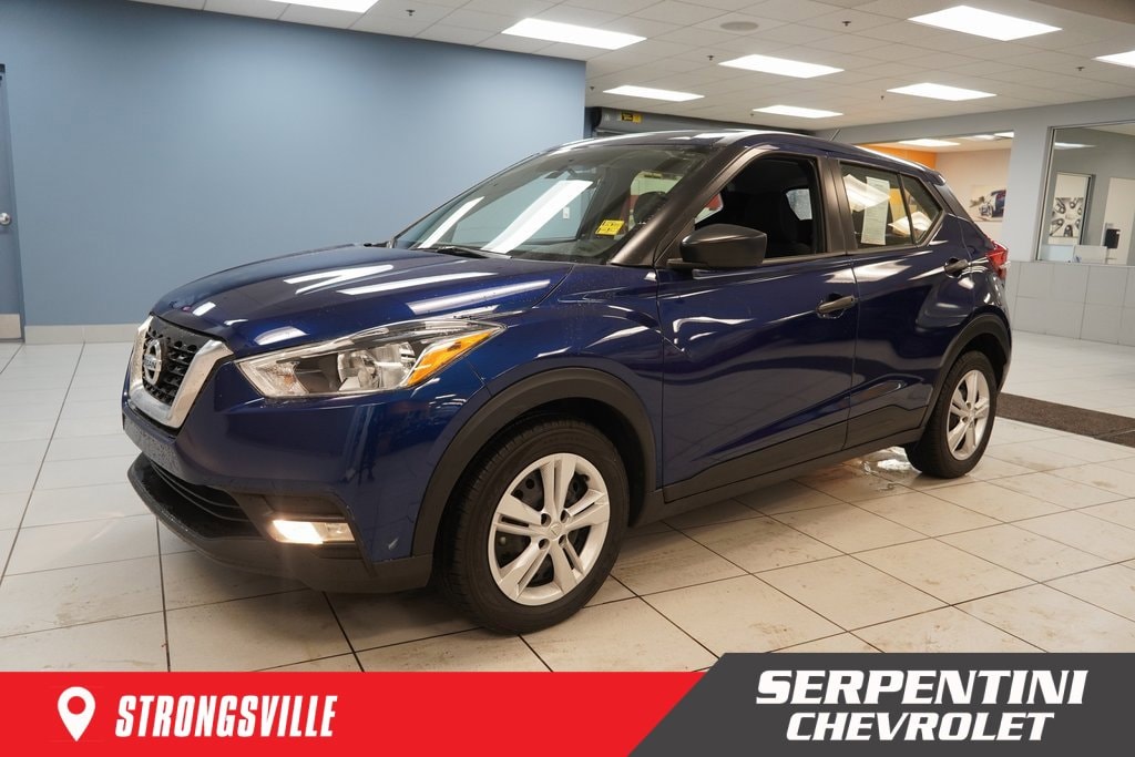 Used 2019 Nissan Kicks S SUV