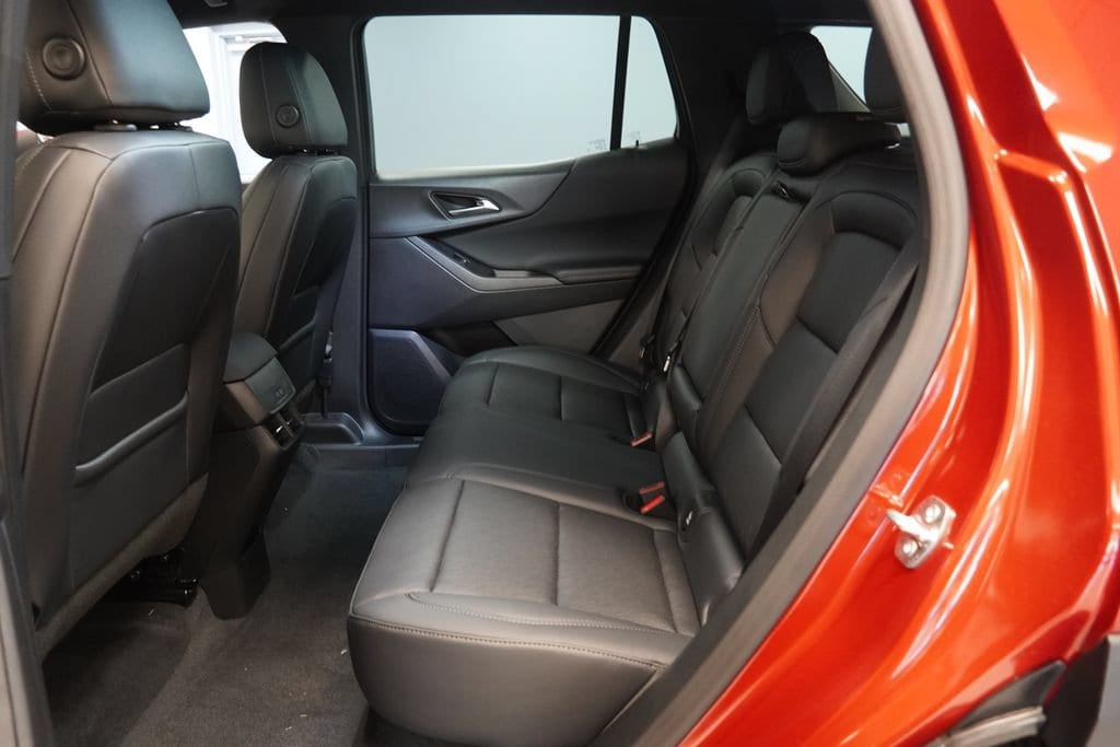 2027 Chevrolet Equinox LT - Photo 28