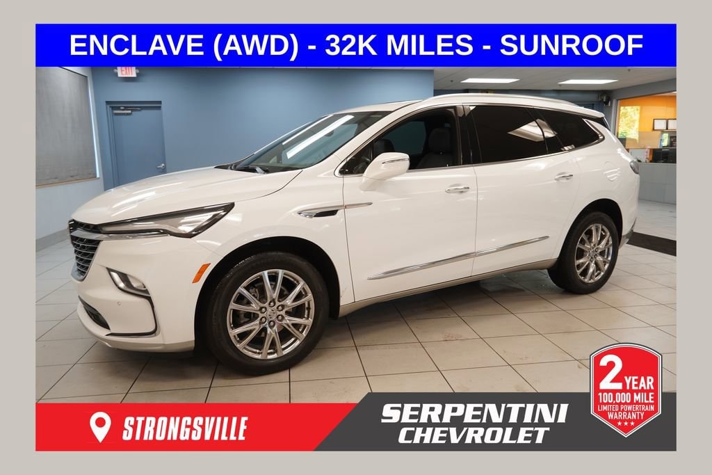 2023 Buick Enclave Essence AWD's photo