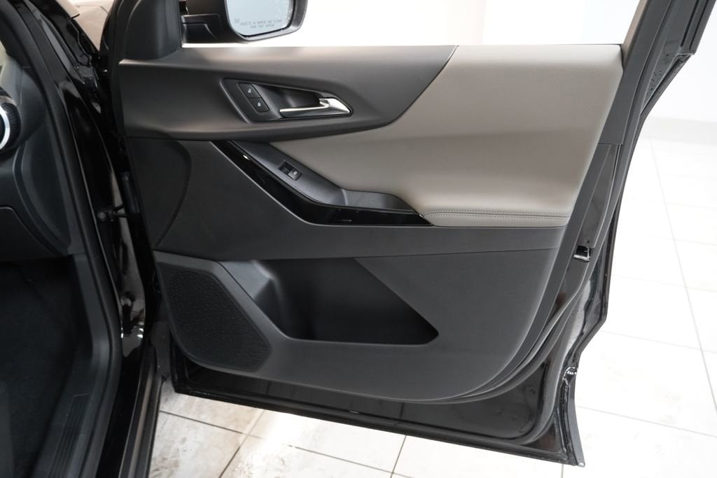 2026 Chevrolet Equinox LT - Photo 25
