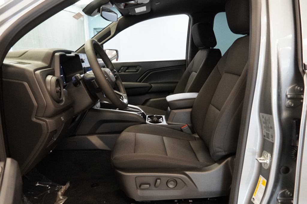2026 Chevrolet Colorado Work Truck photo 4