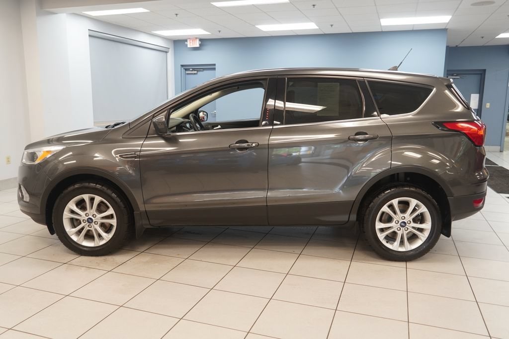 Used 2019 Ford Escape SE SUV
