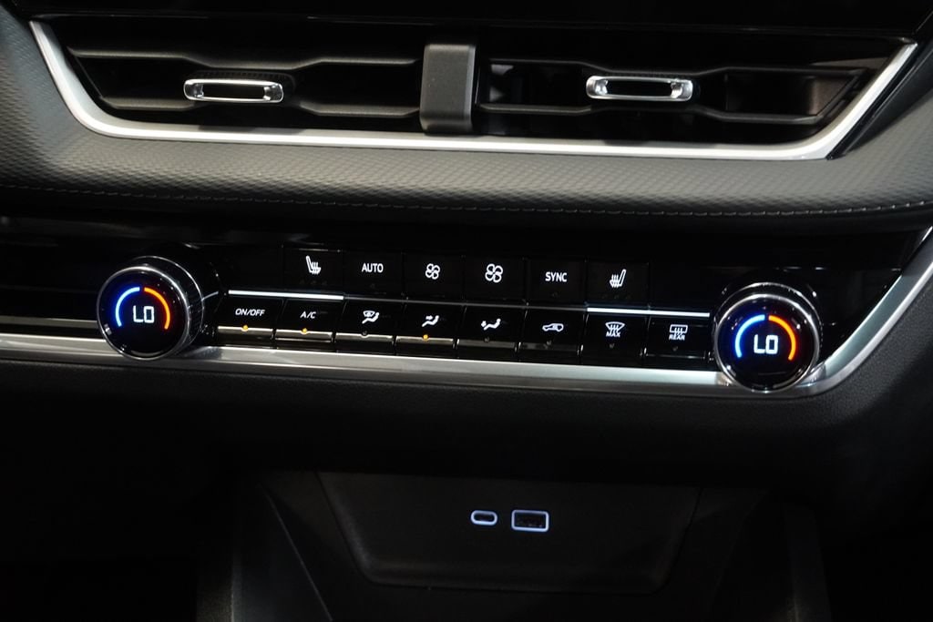 2027 Chevrolet Equinox LT - Photo 21