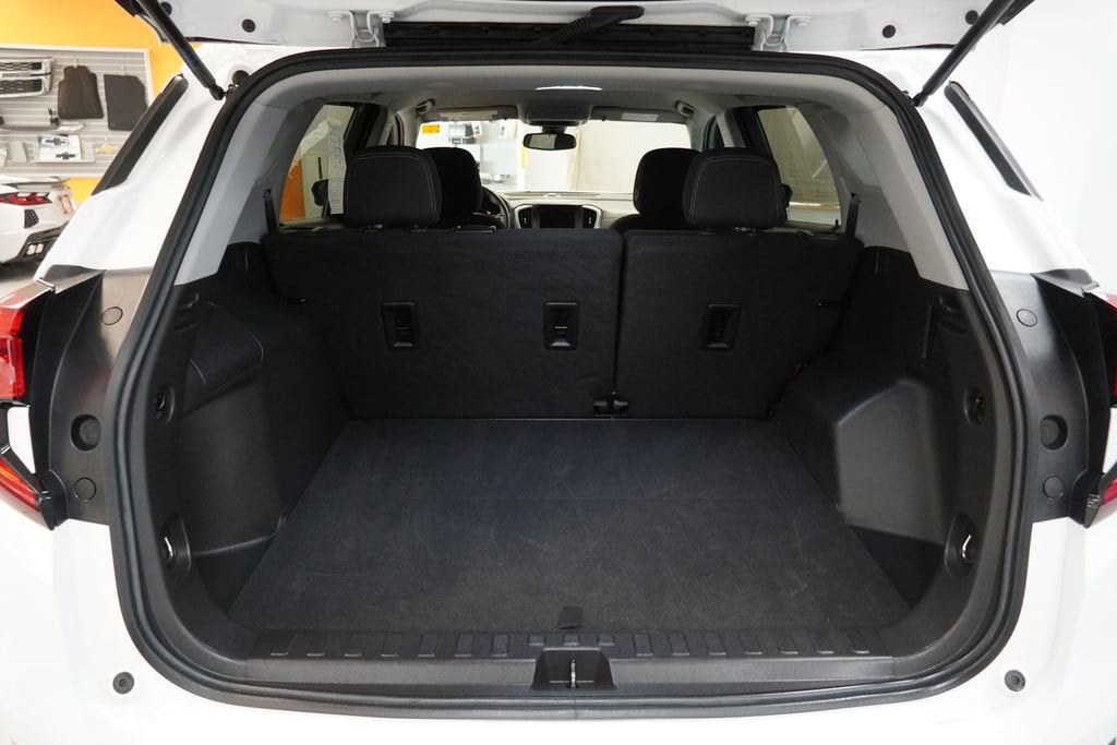 2024 GMC Terrain SLE - Photo 23