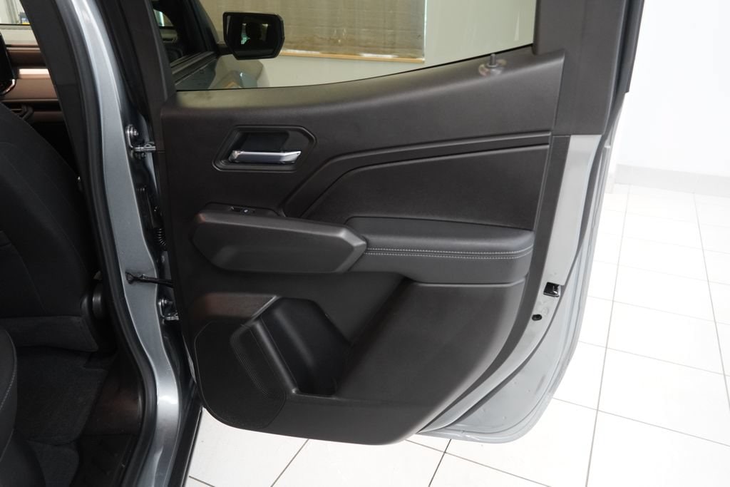 2026 Chevrolet Colorado LT - Photo 24