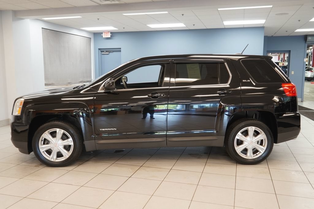 Used 2017 GMC Terrain SLE-1 with VIN 2GKFLSEK2H6340829 for sale in Strongsville, OH