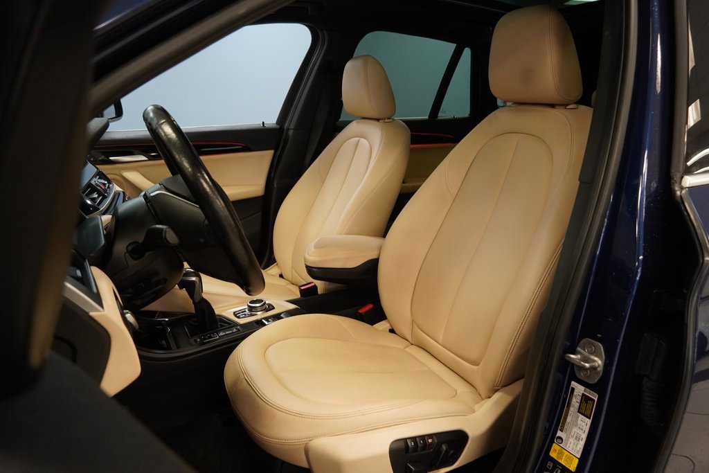 2017 Bmw X1 XDrive28i photo 3