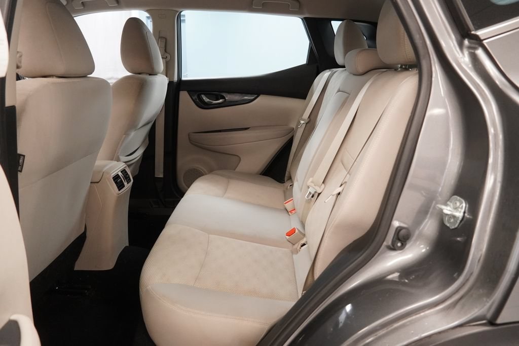 2017 Nissan Rogue Sport SV - Photo 26