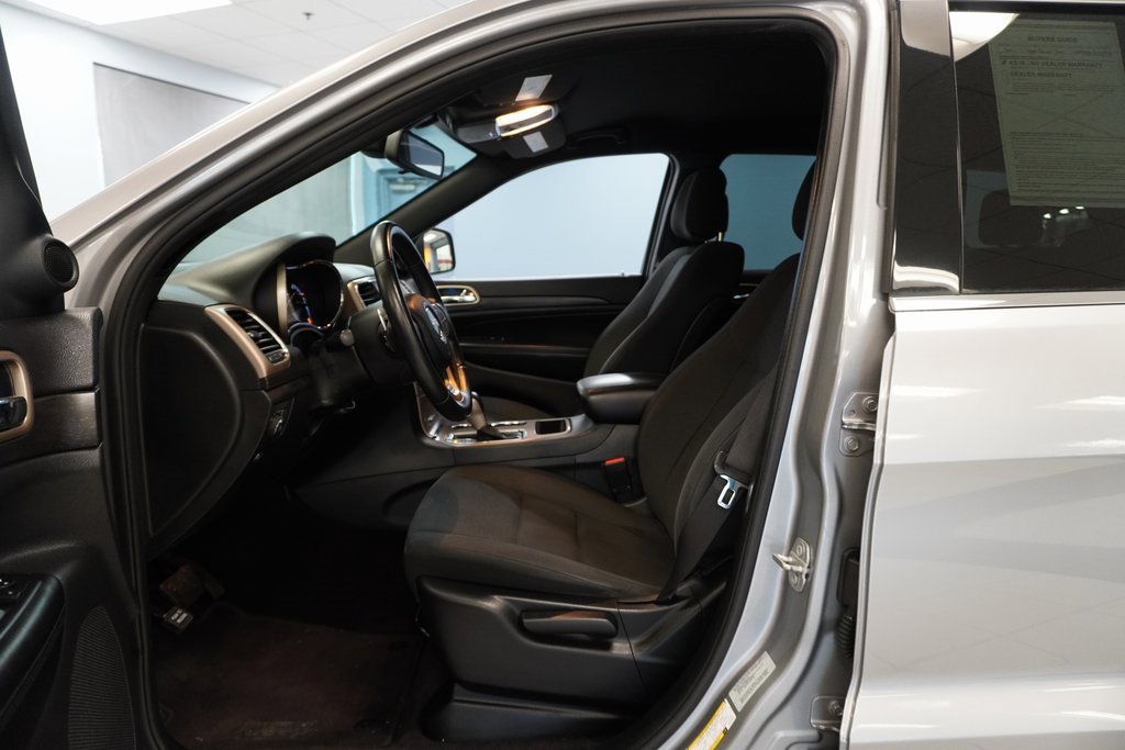 2016 Jeep Grand Cherokee Laredo photo 4