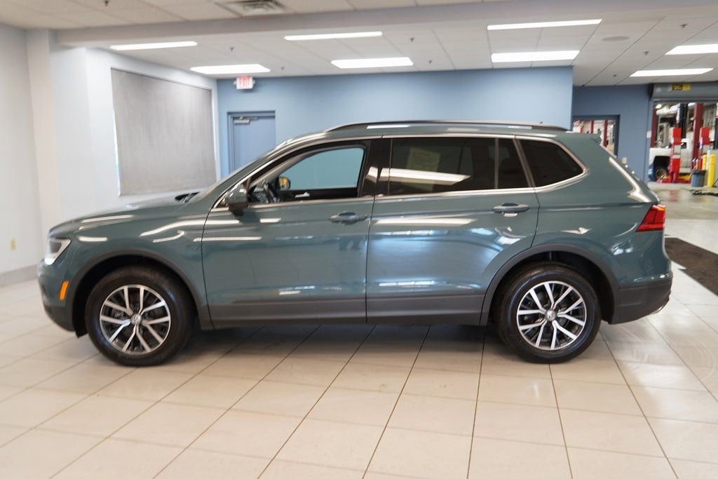 Used 2019 Volkswagen Tiguan SE with VIN 3VV2B7AX5KM135869 for sale in Strongsville, OH
