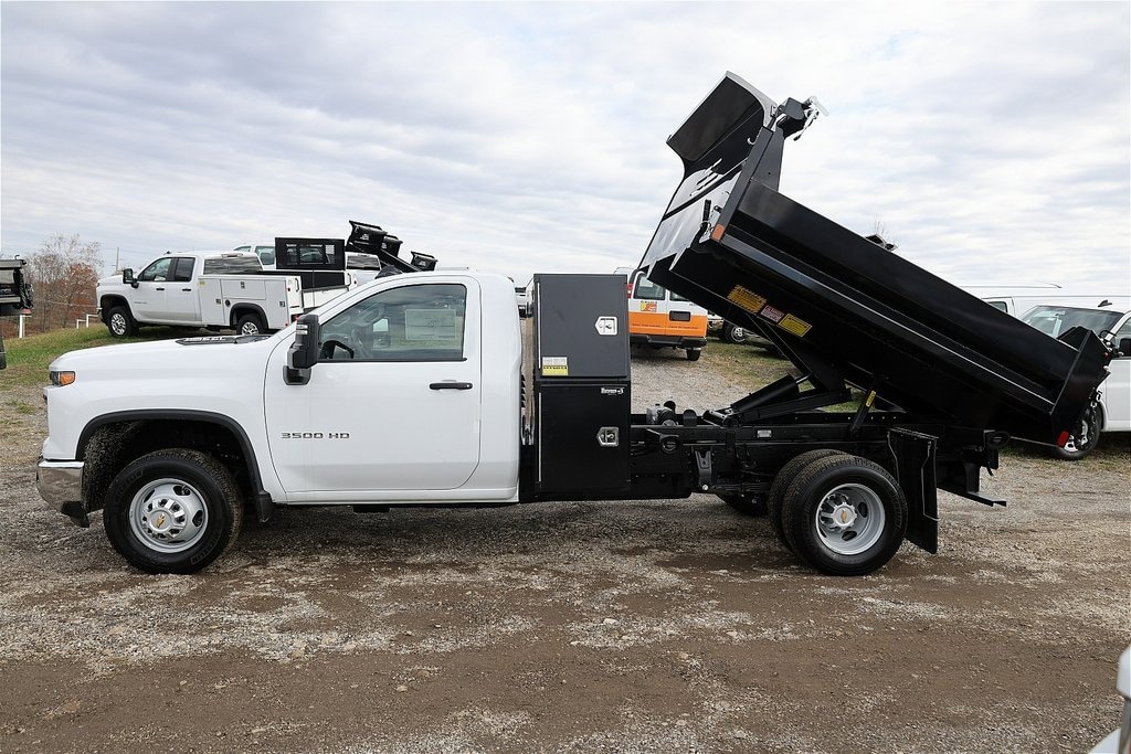 New 2025 Chevrolet Silverado 3500 HD Chassis Cab Work Truck Truck