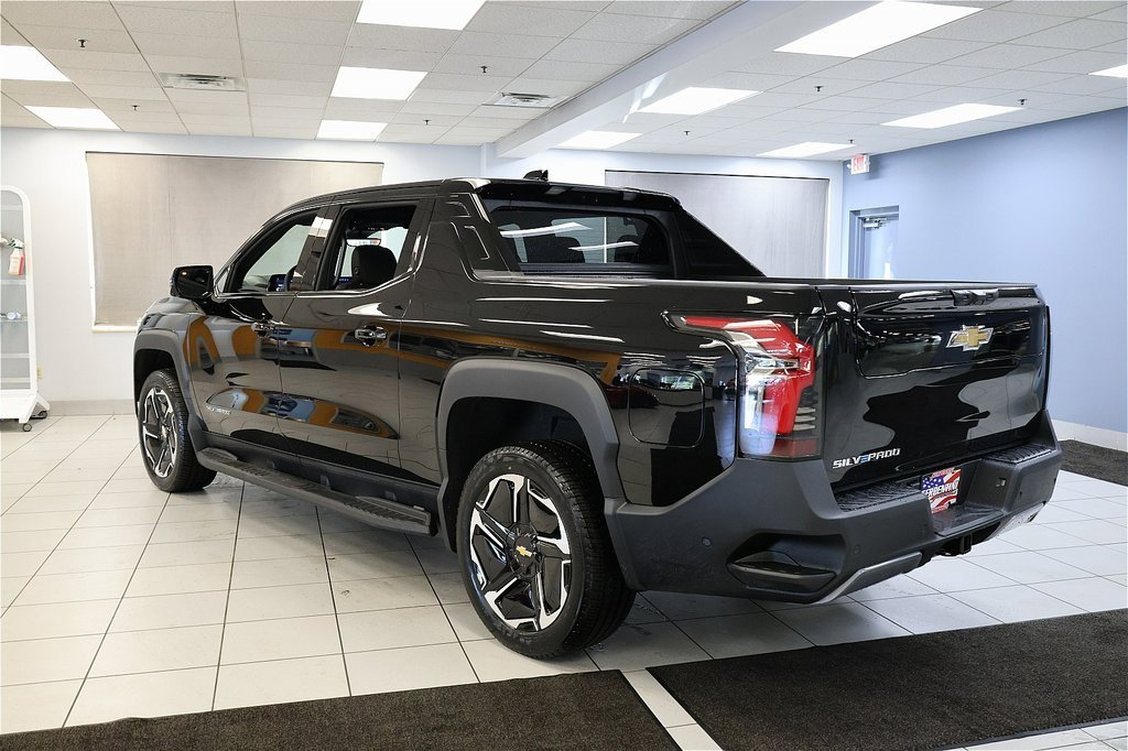 2026 Chevrolet Silverado EV LT photo 3