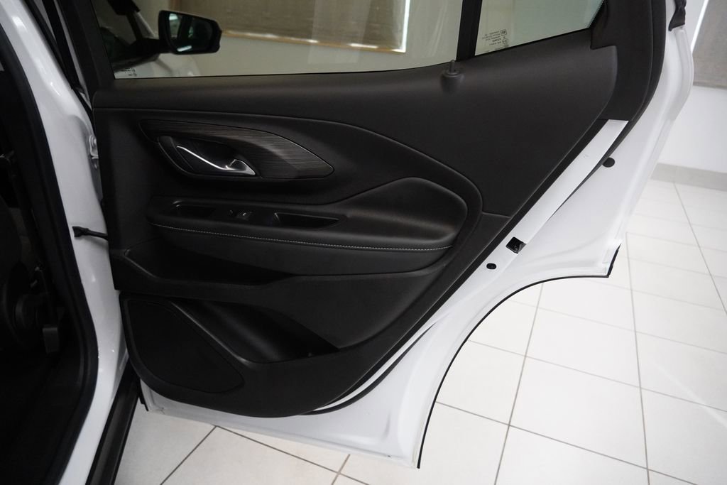 2024 GMC Terrain SLE - Photo 25
