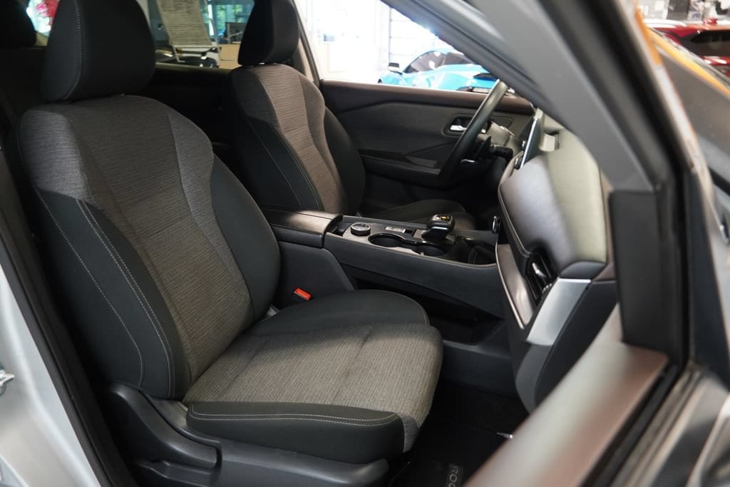 2022 Nissan Rogue SV - Photo 33